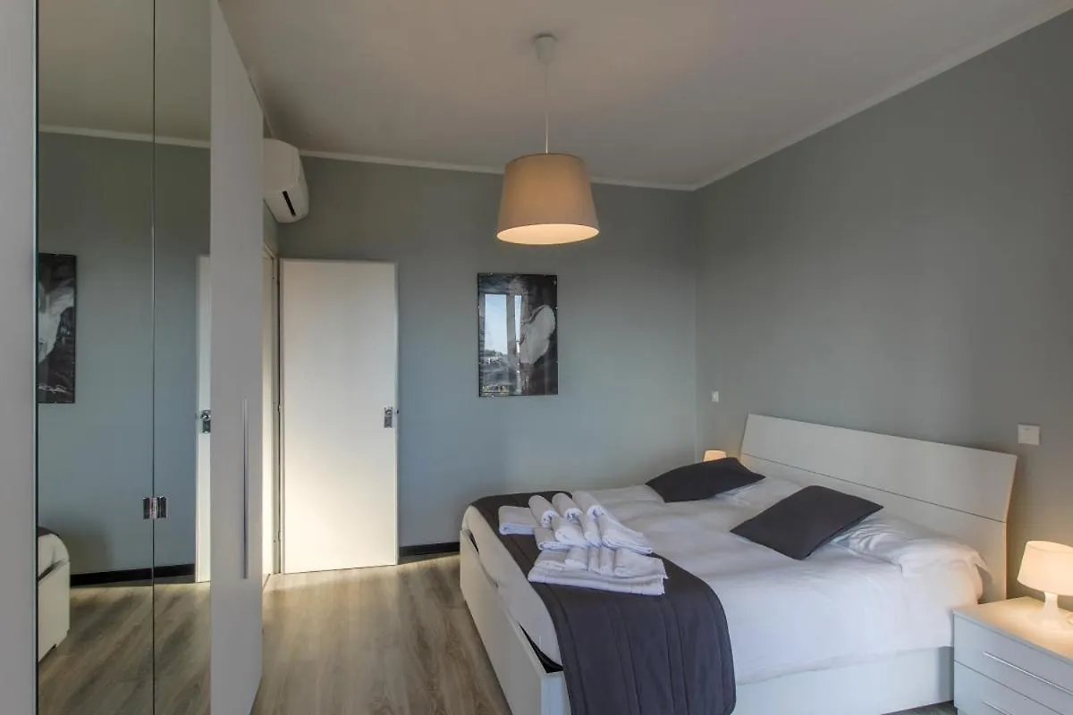 Blu Mare Apartments Pietra Ligure 0*,